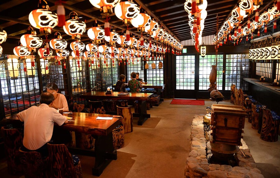 一燈銭_メインの席(Ittousen_Main seat)