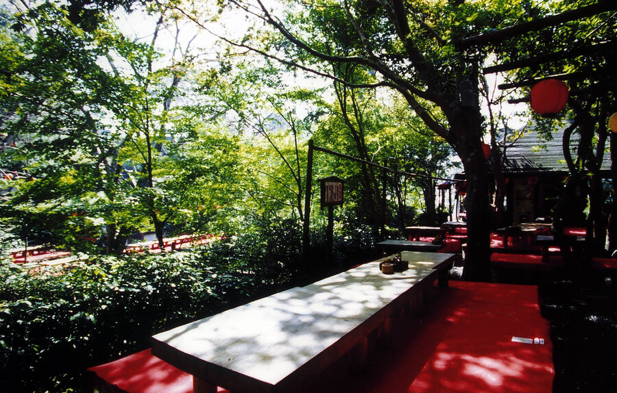 いろり山賊_外の席(Sanzoku_Outside seat)