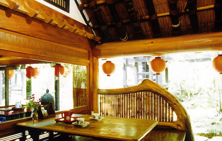 山賊砦_茶室の縁側(Sanzoku-toride_The porch of the tea room)